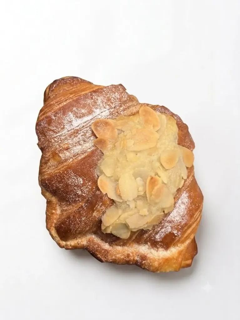 [LUS-PAS-016] Almond Croissant