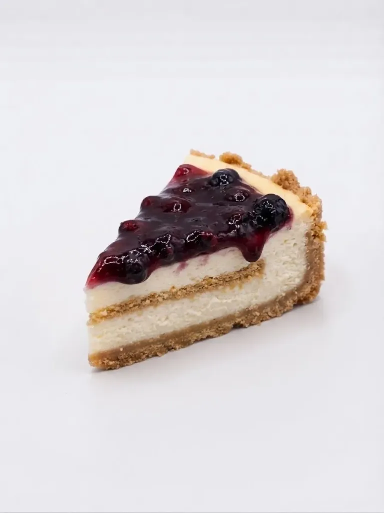 [LUS-PAS-036] Blueberry Cheesecake Piece